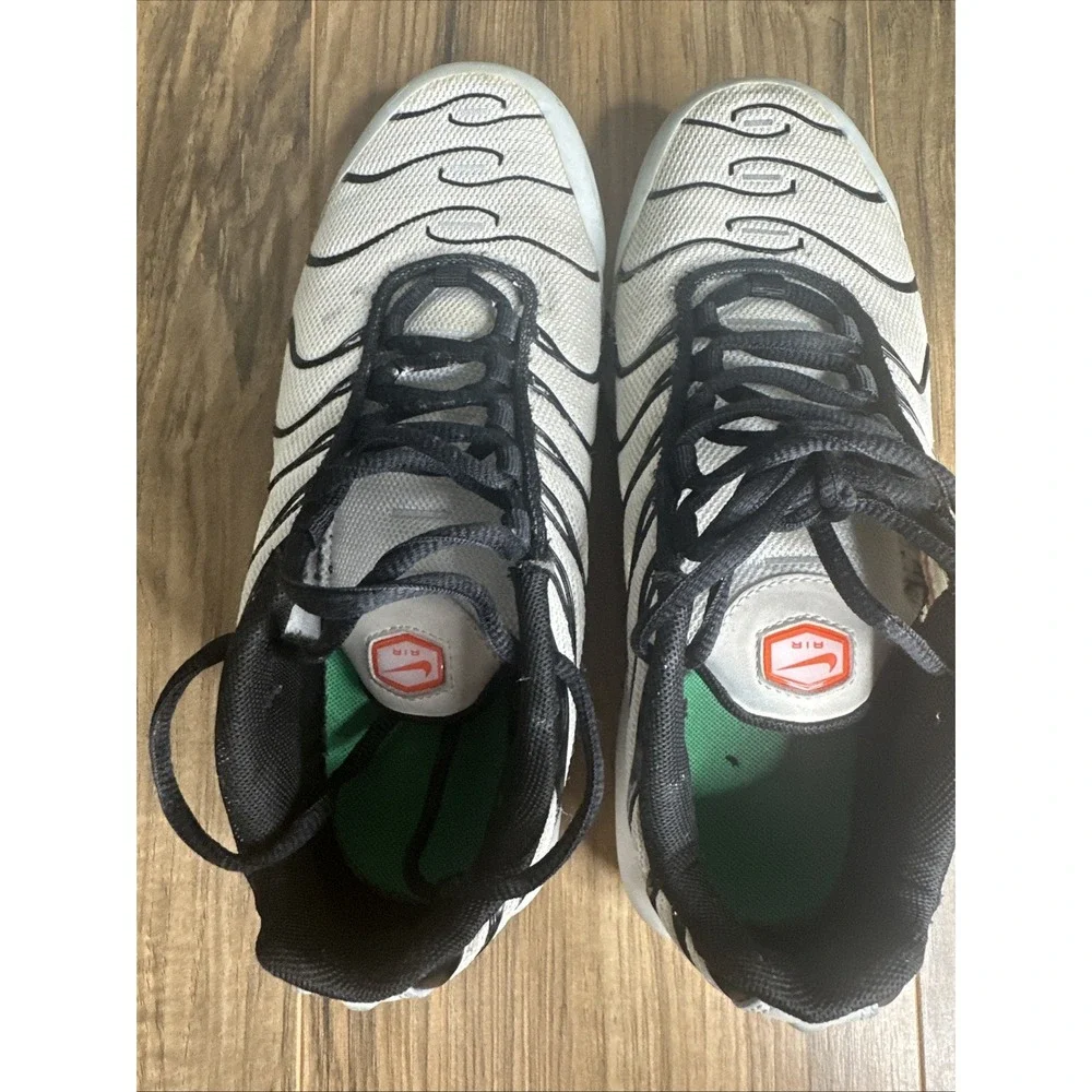 Nike good used